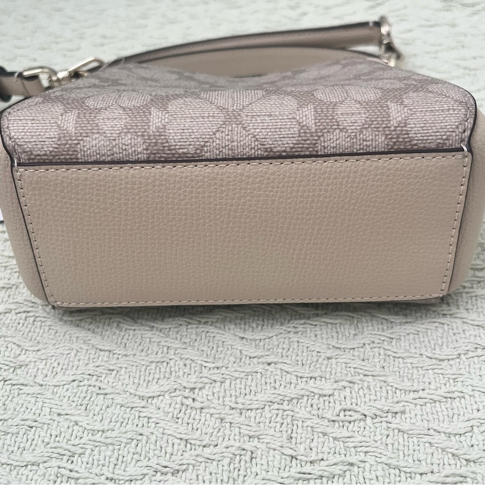Kate Spade Dark Beige Mini Purse - Picture 3 of 9